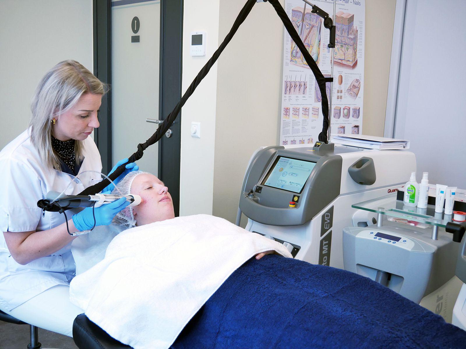 Behandeling hidradenitis suppurativa littekens verwijderen